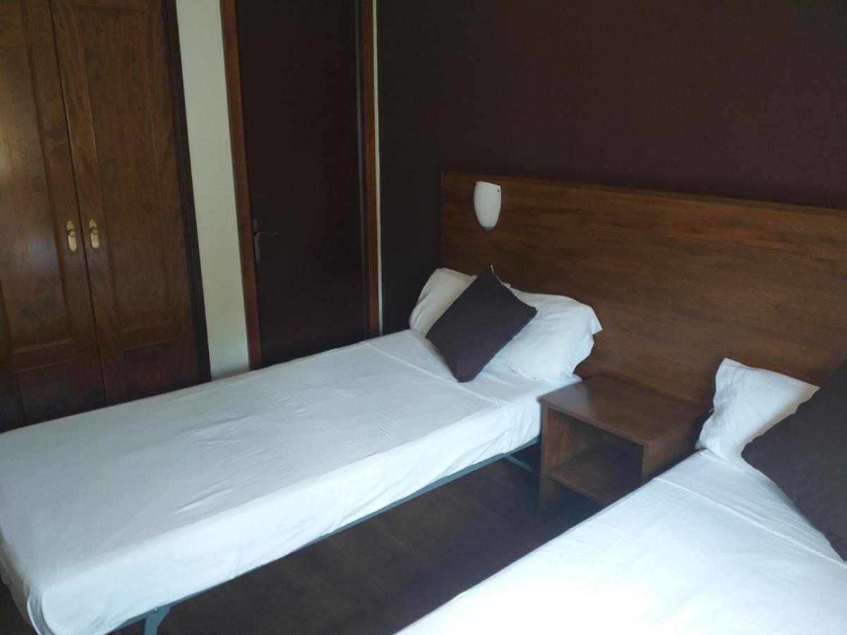 Hostal Sant Marcal Amer Zewnętrze zdjęcie